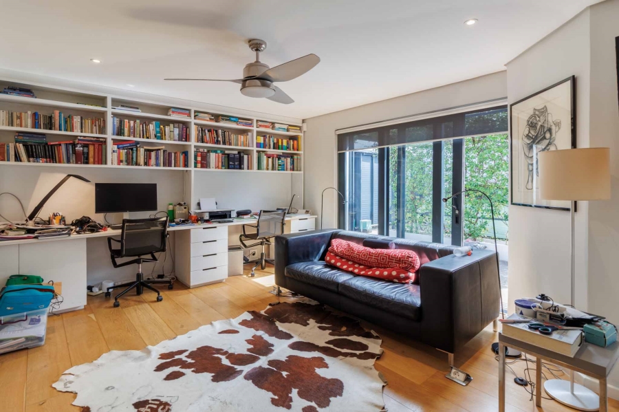 To Let 1 Bedroom Property for Rent in Tamboerskloof Western Cape